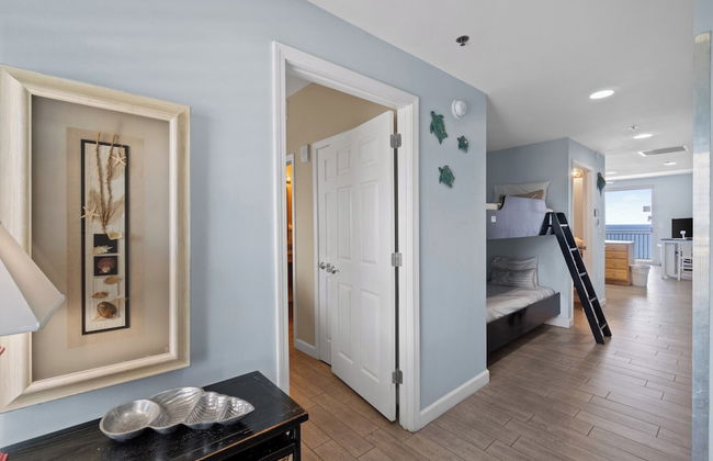 Splash Beach Resort by Book That Condo - Photo 26