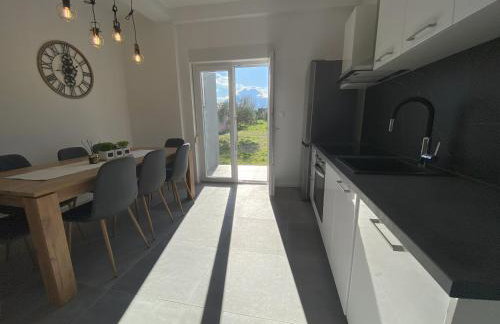 Villa Dolce Vita Biograd na Moru with Private Swimming Pool Minutes from the Adriatic Sea - Foto 41