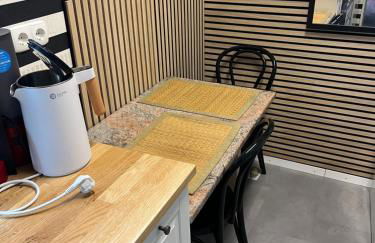 Apartment Rainer mit großen Parkplätzen vorm Gebäude - Foto 5