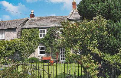 Holly Cottage - Photo 1