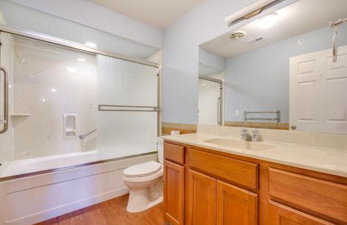 Huge Kitchen and Open Interior Pueblo Group Getaway - Foto 22