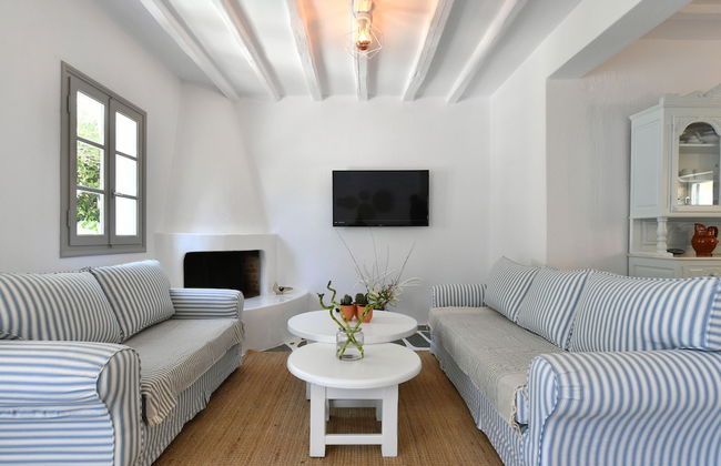 Santa Flora 3 bedroom House - Photo 25