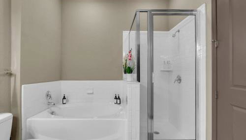 Cozy 1BR- Pool,Gym,Pkng,Near BOK Ctr&Arts Dstrct - Foto 5