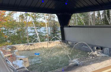 Minocqua Retreat - Hot Tub, Lake View & Game Room - Foto 17