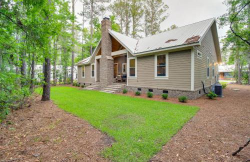 Spacious Midway Cottage with Porches, Near Hunting! - Foto 33