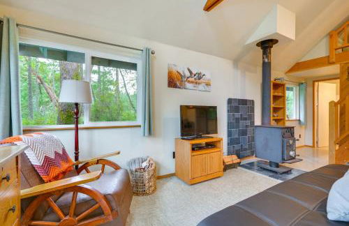 Cozy Hideaway on Key Peninsula with Serene Views! - Foto 6