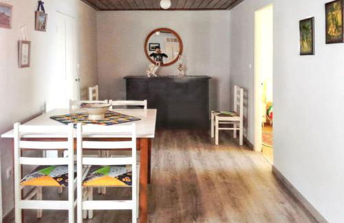 House with sea view in Santo Amaro, 212 sq m, terrace - Photo 4