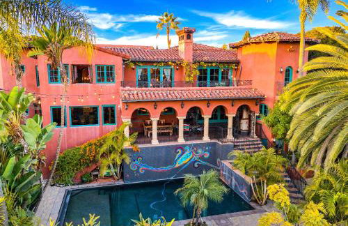 Skyline and Bay Views Spanish Villa Pool and Hot Tub - Foto 9