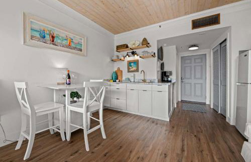 Dockside Dream-Waterfront-Boat Slip-Downtown - Foto 9