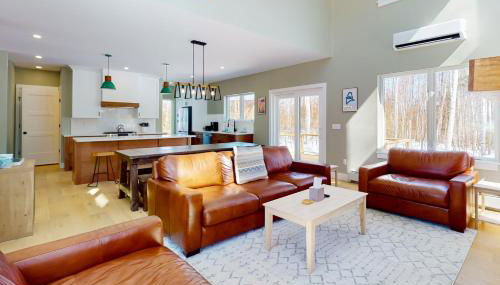 On Mountain Time - Photo 4