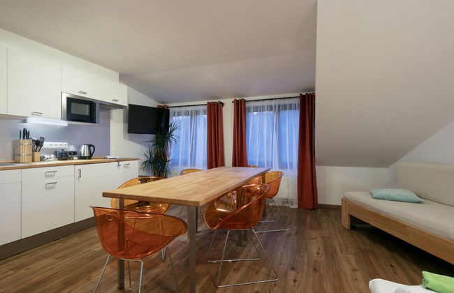 U Kabinky 6+2 - Photo 1