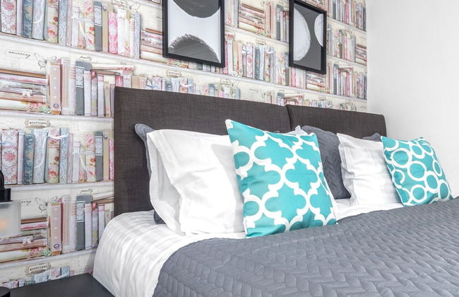 Three Bedroom Apartment by Klass Living Serviced Accommodation Coatbridge - Berwick Apartment With WiFi &Parking - Foto 2