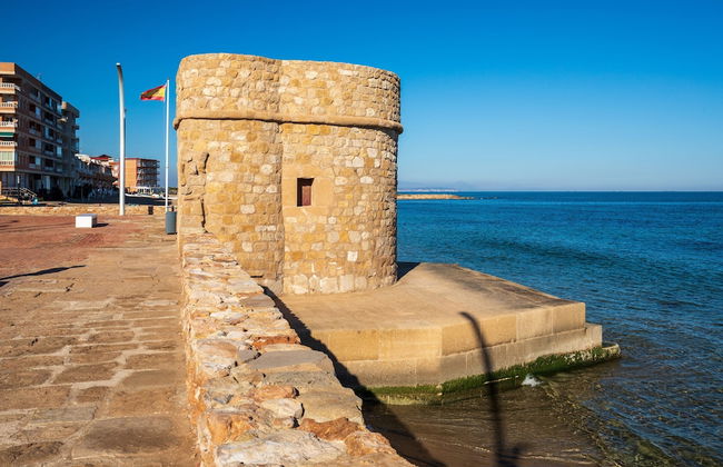 Comfortable Spacious Family House, Large Terrace and Garden, Beach and Bars - Foto 31