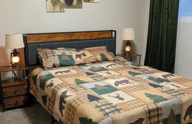 The Bear Den - Photo 1