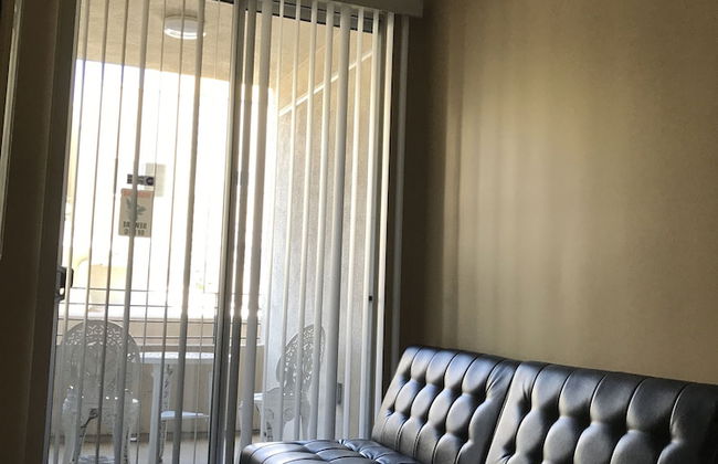 2 Bed 2 Bath in Studio City - Foto 9