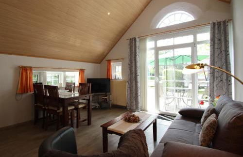 Reihenhauser in Strackholt - Foto 8