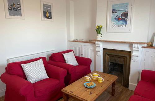 Fabulous 2 Bed Cottage - Outstanding Sea Views - Foto 19