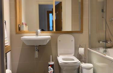 River view spacious apartment - Foto 8