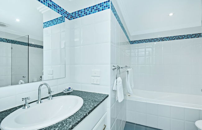 On the Beach Getaway - Photo 11