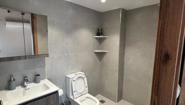 Smaragdi apartment - Foto 5, Shower