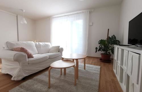 Gemütliches Privatzimmer in geräumiger Gemeinschaftswohnung - Foto 1