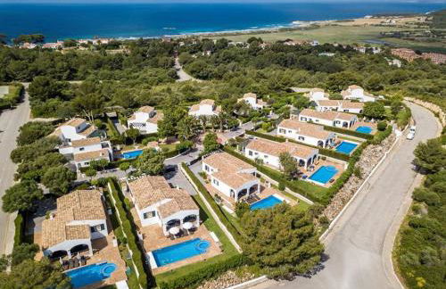 Villa Finesse 1 - Lovely 3 Bedroom Villa - Great Pool Area - Perfect - Foto 4