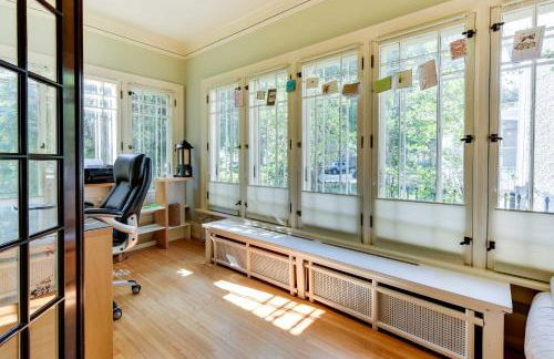 Charming MPLS Home with Patio - Walk to Uptown! - Foto 8