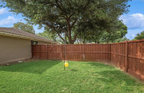 Relaxing Texas Retreat 4BR w Pool & Dream Kitchen - Foto 46