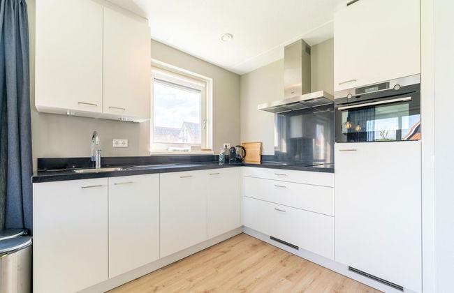 Luxe Stay With Sauna & Garden - Photo 7