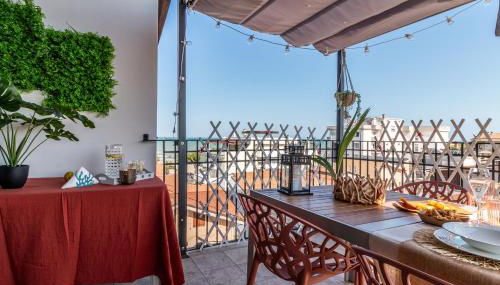 Gioiello Marino Holiday Apt -1 min from the sea- Free parking- Bike- Wi-Fi - Foto 3