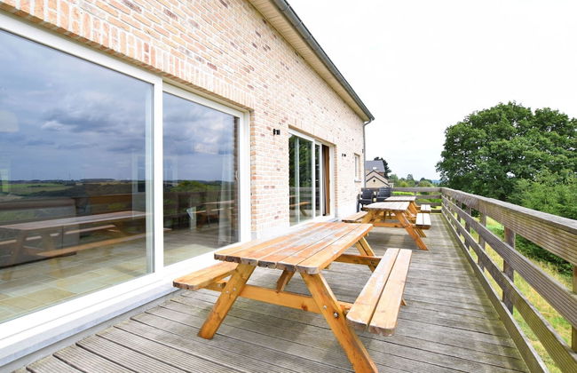 Stylish Holiday Home in Hastiere With Terrace - Foto 1