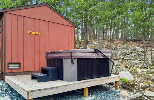 Mountaintop Views, Hot Tub, Deck, Fire Pit & WiFi - Foto 21