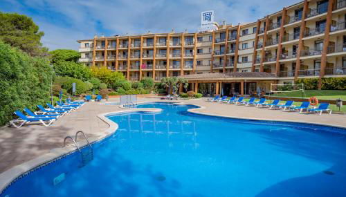 Apart-hotel GHT Tossa Park - Photo 2