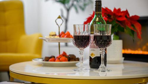 12 min to Airport - Free parking - Foto 2