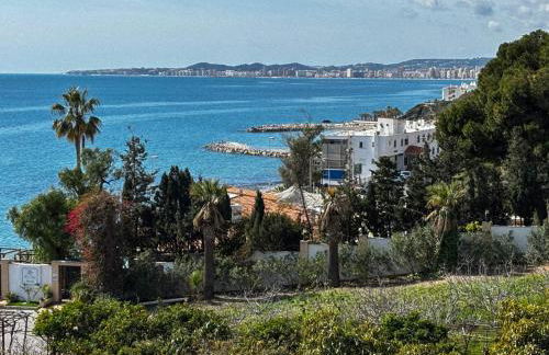 SUNNY HOUSE AT THE BEACH infinity pool shared - Foto 9