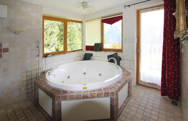 Chalet in Konigsleiten With Wellness & Alps View - Foto 7