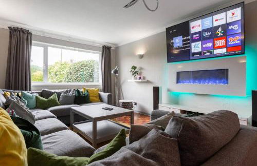 City home with parking and garden- pet friendly - Photo 16