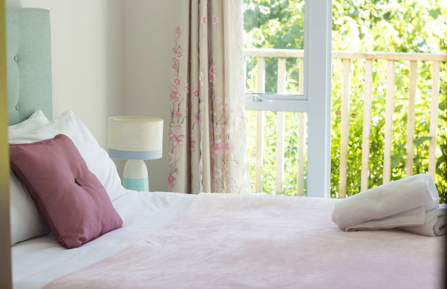 Aston Norwood - Photo 2