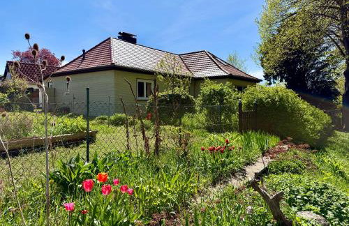 Haus direkt am See, 50m zum Strand, mit Garten & Kamin - Photo 1