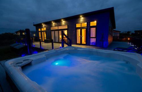 Teal Lodge Cornwall - hot tub, indoor pool, near Perranporth - Foto 1