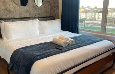 4br 5ba 4 Car Parking Bonus Rm and Back Yard - Foto 26