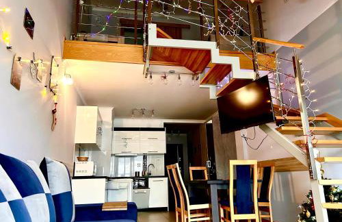 My Universe Mezzanine Apartment Tęczowe Wzgórze - Photo 10