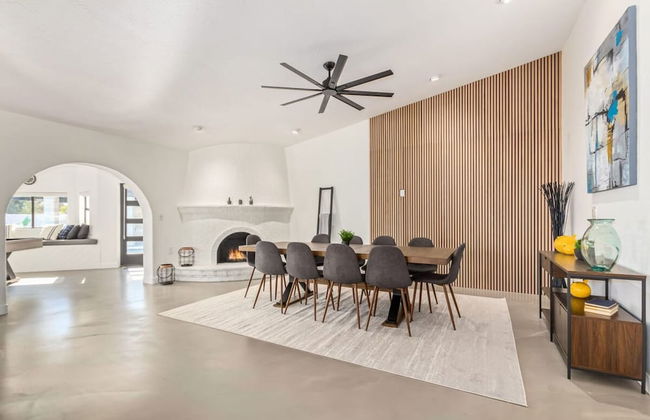 5BR Resort-style Oasis 2 Primary s Cabana Gameroom - Photo 9