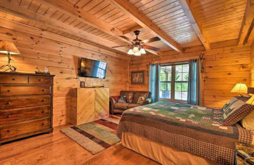 Trenton Cabin with Hot Tub - 14 Mi to Lookout Mtn! - Foto 13