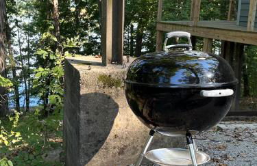 Lakeside Cabin - Serene Retreat with Lake Monroe Views and Wraparound Deck in Brown County - Foto 30