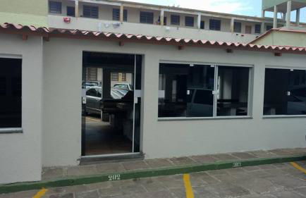 Apartamento à Beira-Mar e Centro Tramandaí Frente calçadão - Foto 31