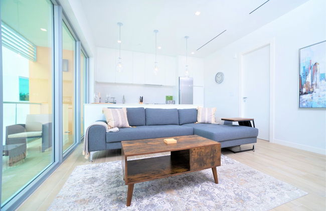 Cayman Luxury Rentals at One Canal Point - Foto 8