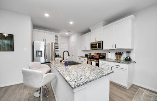 3BR Corporate & Family Getaway Near katy Mills - Foto 25