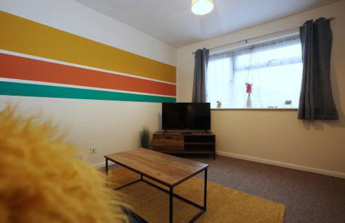 Blagdon Park By N And N Stays Ltd, Perfect for Contractors and Workers, Transport links 10 mins to City Centre, Free on Street Parking, Fast Wifi - Photo 17