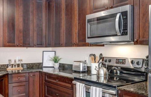 Hidden-Gem 2B Towhhouse in Springfield Close to DT and Stadium! - Photo 26